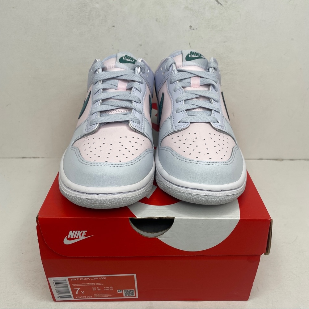 Nike Dunk Low GS “Mineral Teal” 2023 - Picture 2 of 4
